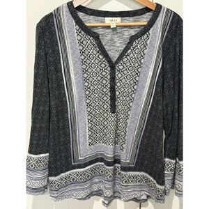 Women's Style & Co Black & White panel print v-neck Henley Long Sleeve Tee XL